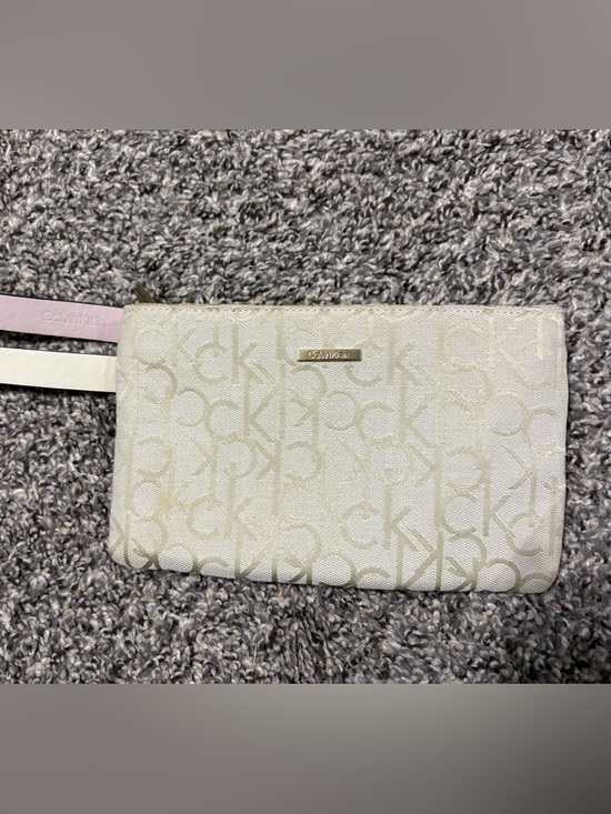 Calvin Klein Handbags - Calvin Klein Cream Logo Fanny Wallet with Gold Hardware Belt